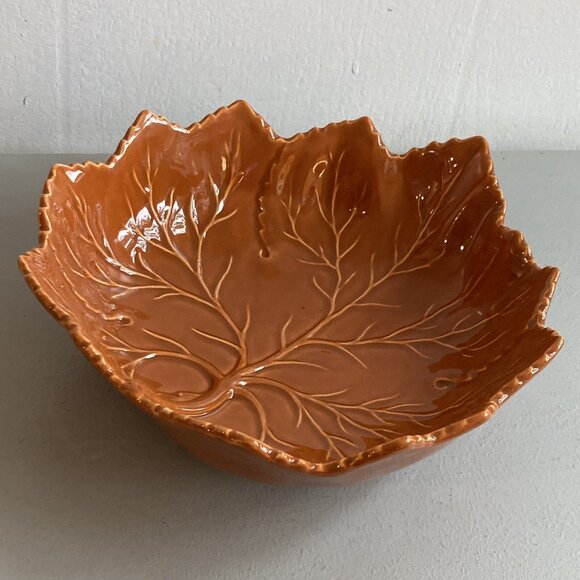 Olfaire Majolica Autumn Leaf Textured Bowl Brown Portugal Fall Thanksgiving - Picture 1 of 9
